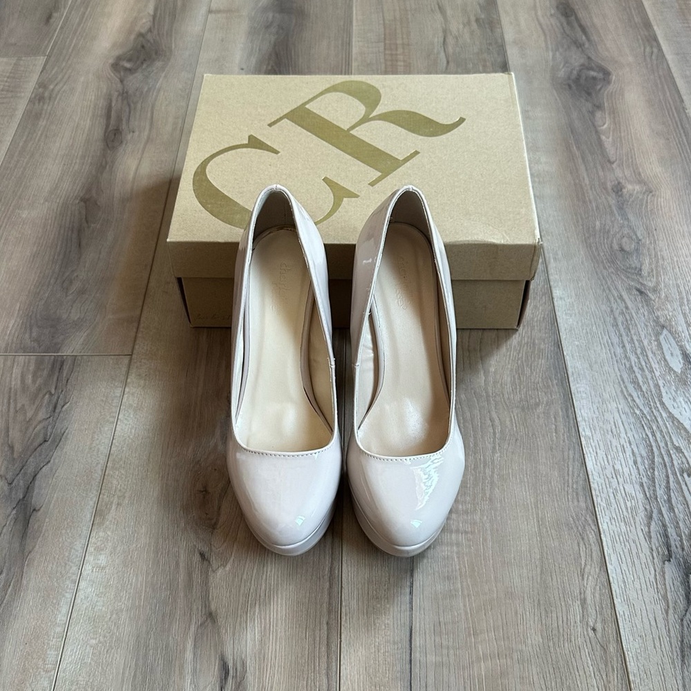 Charlotte Russe Nude Platform Heels!! NWT!!